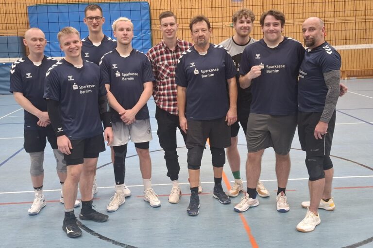2025-11-17 – Volley-Bombas vs. Blau-Weiß Wriezen (2)