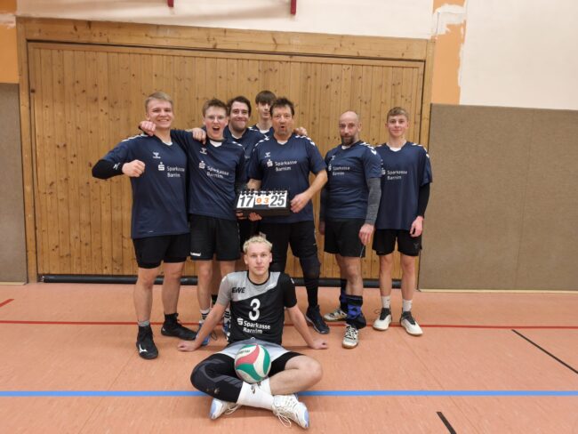 2025-11-26 – Wohnbezirk Wriezen vs. Volley-Bombas